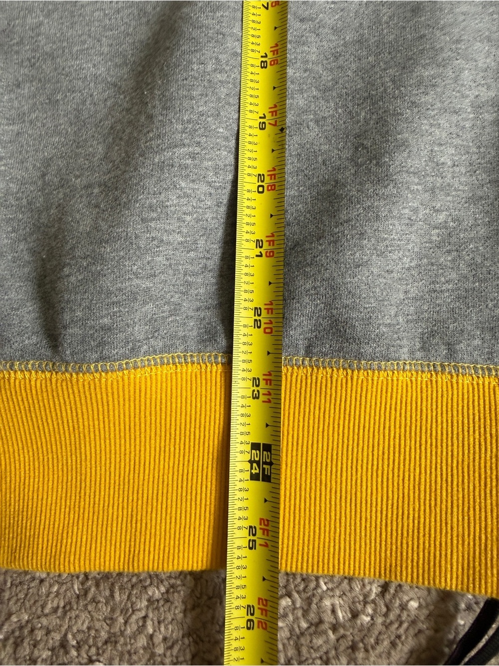 Harry Potter Hufflepuff Womens Medium Sweatshirt - Yellow Gray - Picture 8 of 11